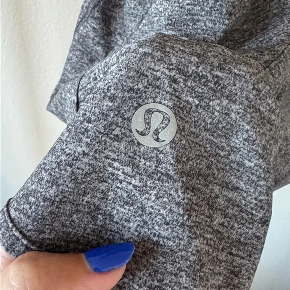 Lululemon Shorts - Picture 3 of 4